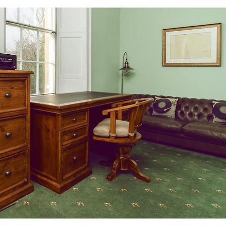 A Luxurious Masterpiece Steps From Stirling Villa Esterno foto
