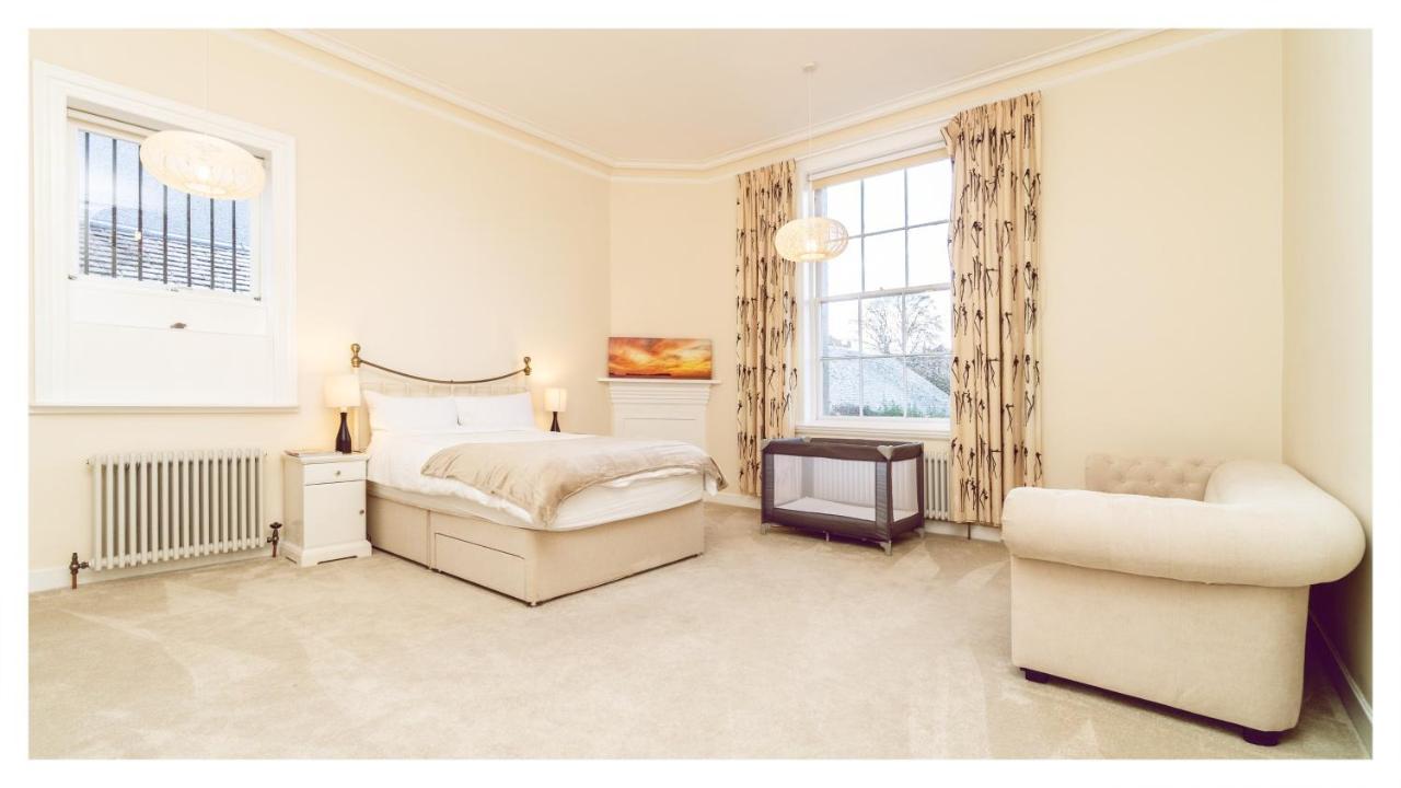 A Luxurious Masterpiece Steps From Stirling Villa Esterno foto